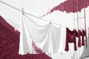 Comment récupérer du linge blanc qui a déteint en rose naturellement